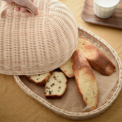 Bamboo bread storage basket with dust-proof cover