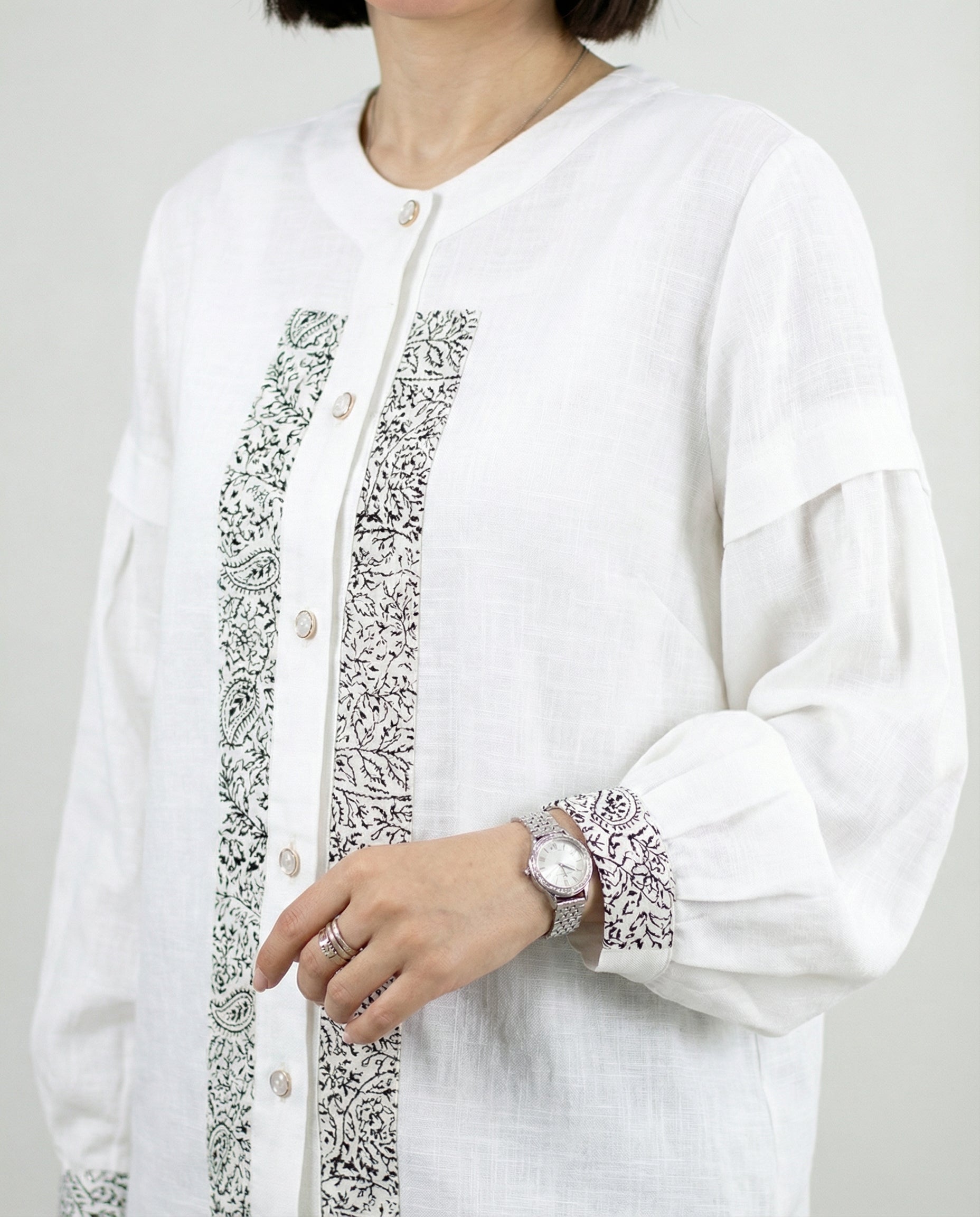 Lightweight cotton blouse with traditional panel detail