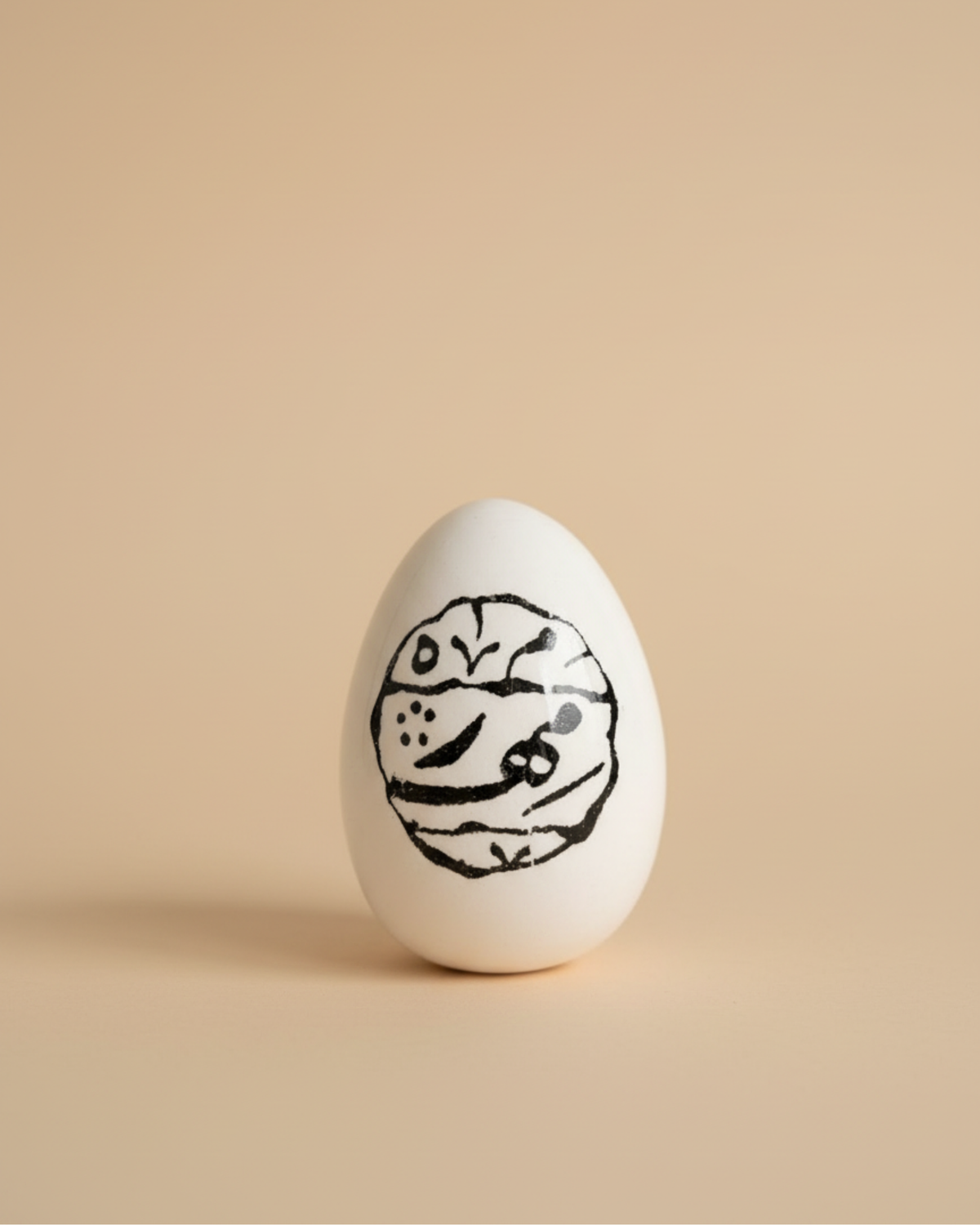 Hand Painted Nowruz Haft Seen Decorative Egg – Calligraphy Edition