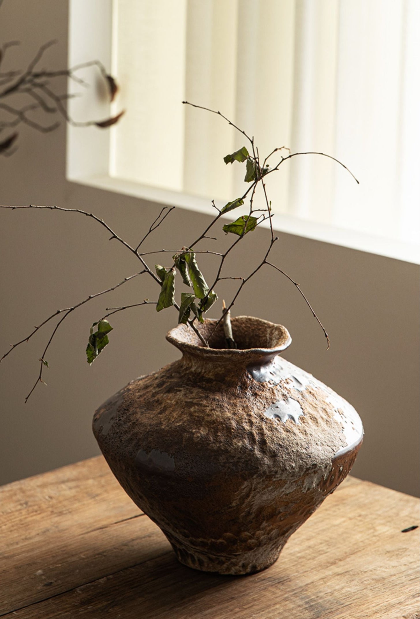 Retro Porcelain Vases – Modern Ceramic Decor