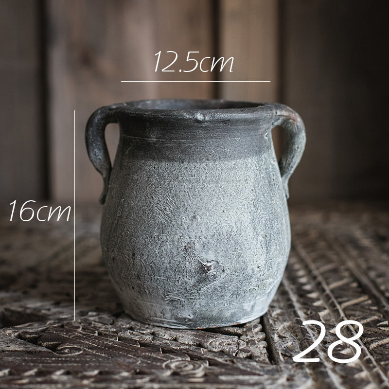 Vintage Nostalgia Ceramic Vases – Handcrafted Tabletop Decor