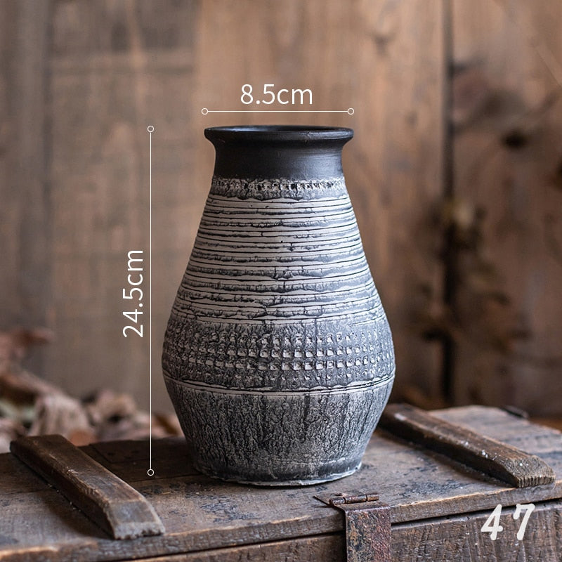 Vintage Nostalgia Ceramic Vases – Handcrafted Tabletop Decor