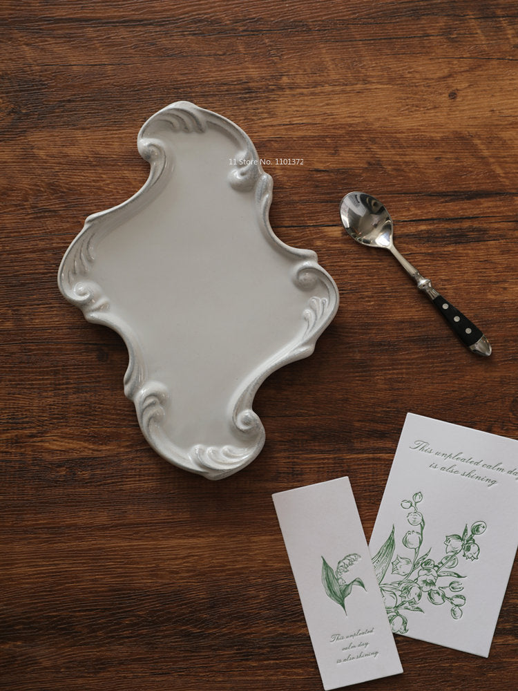 Vintage Lace Ceramic Tray – Handmade Elegance for Your Tabletop