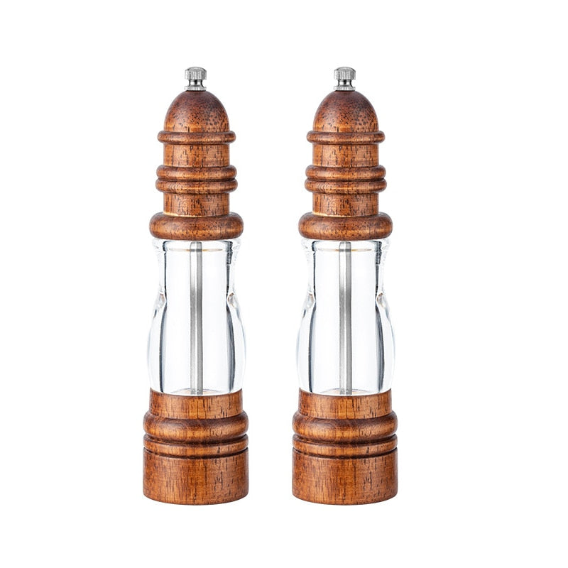 Wooden pepper grinder 