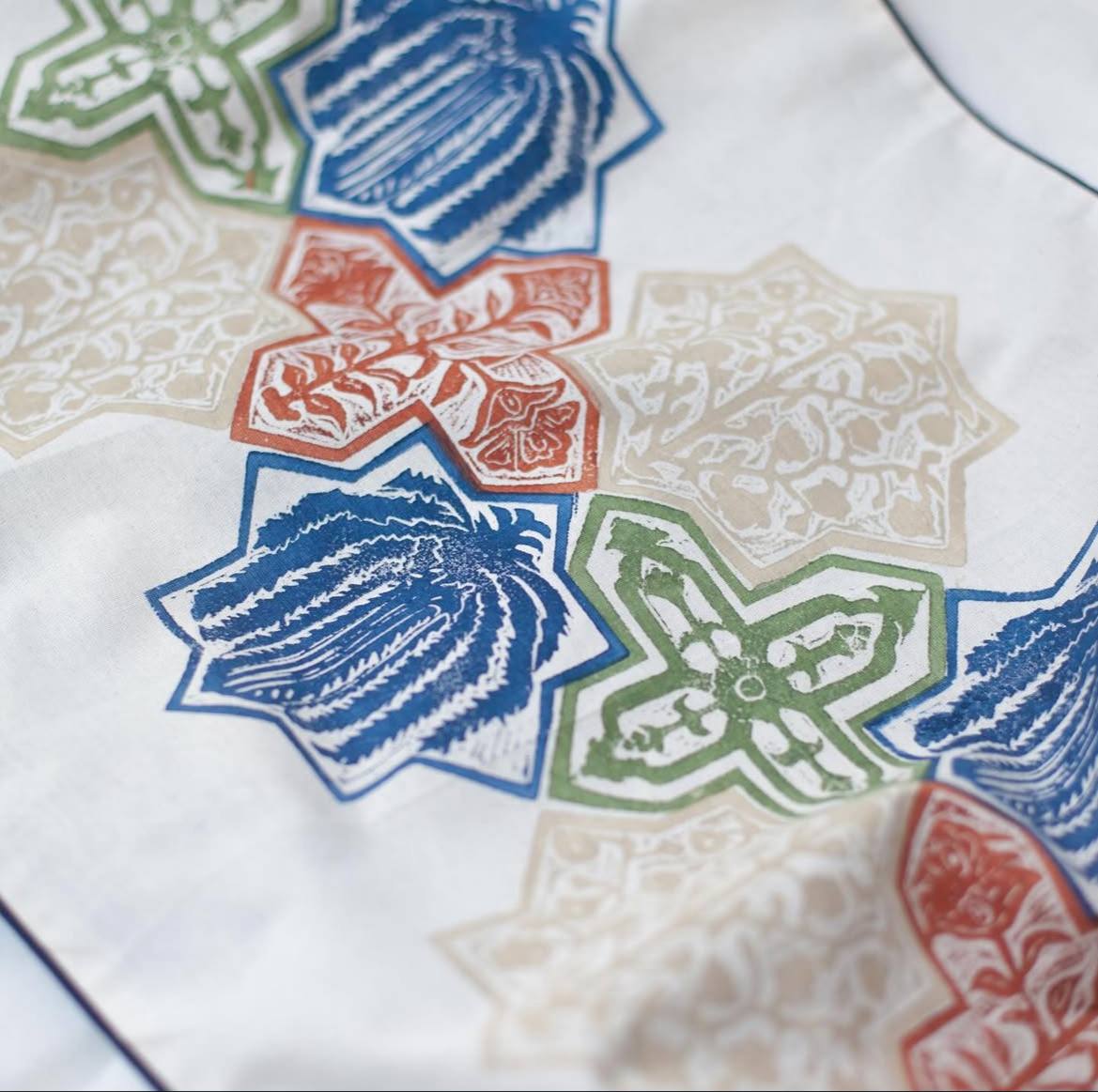 Natural cotton table runner