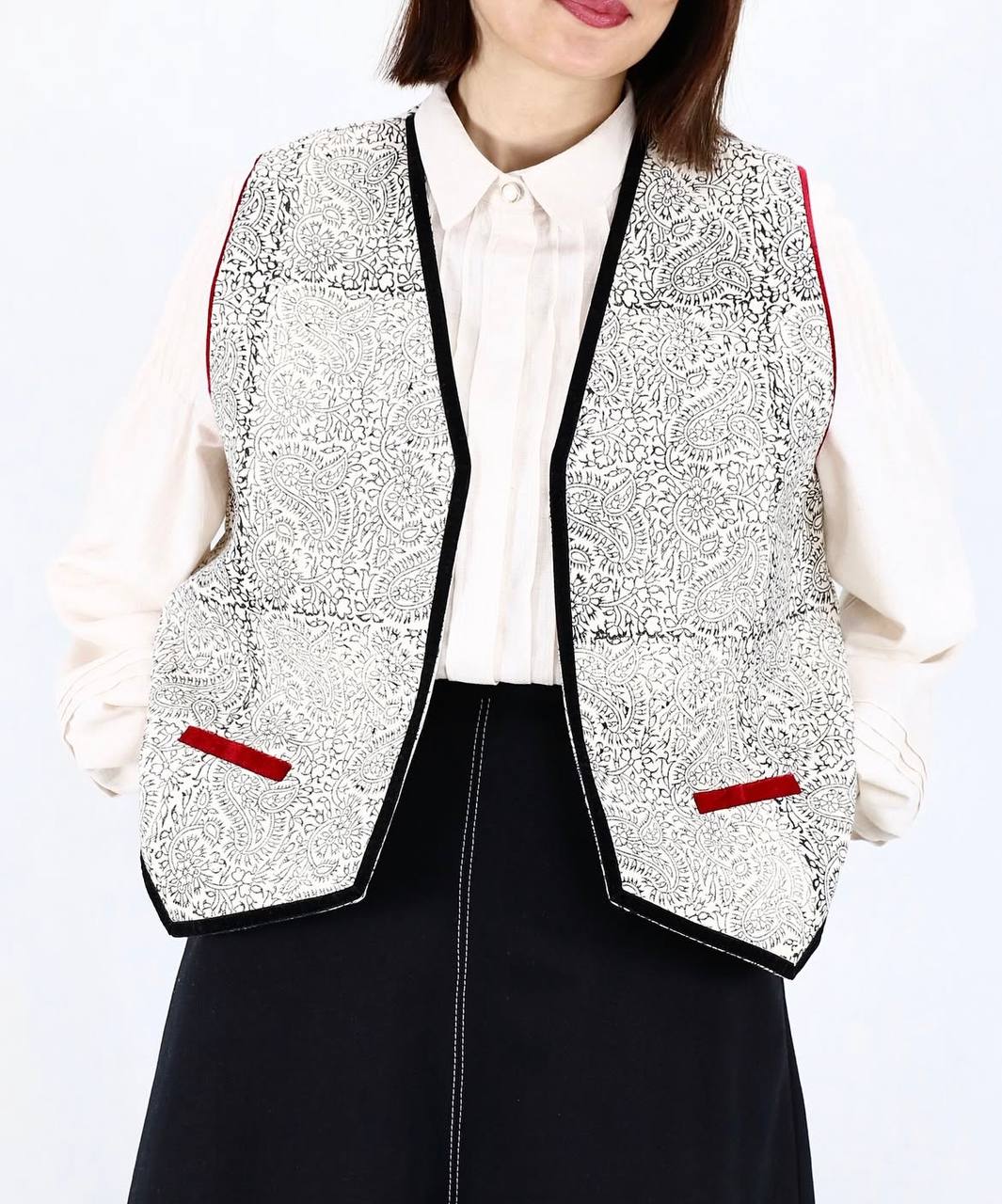 Handcrafted Qalamkar Vest – Heritage-Inspired Elegance